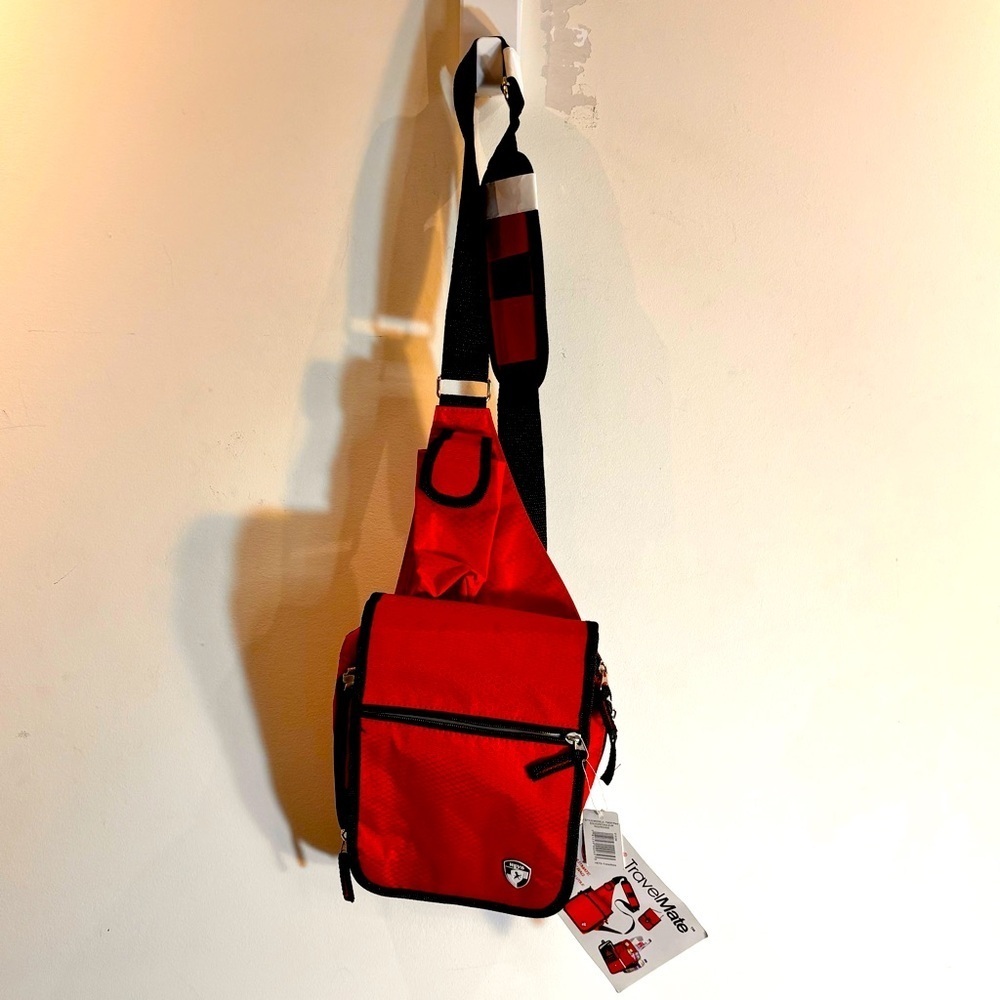 HEYS Travel Mate Crossbody Multiple Pockets &  Compartments Adjautable Strap NEW